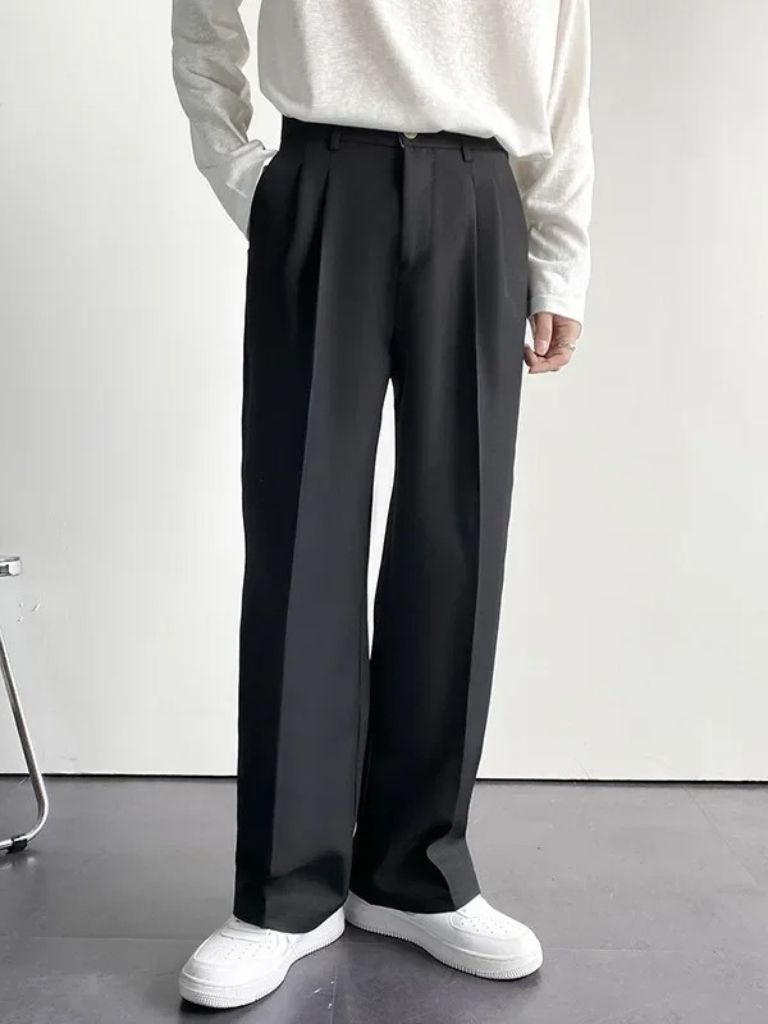 Minimalist Old Money Trousers